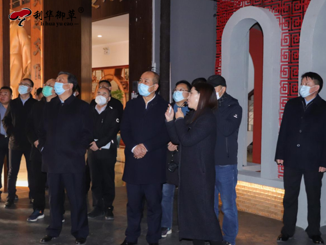 1-2212122034214T.jpg