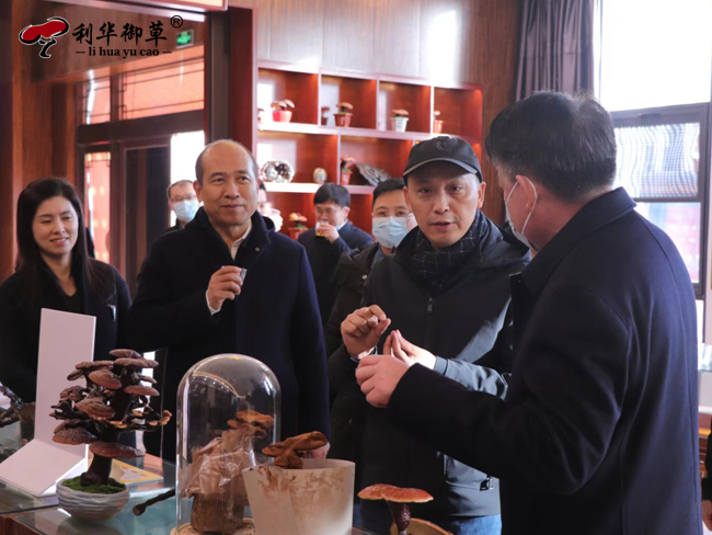 泰安市委常委、副市長常緒擴等領導一行蒞臨芝人堂調研指導