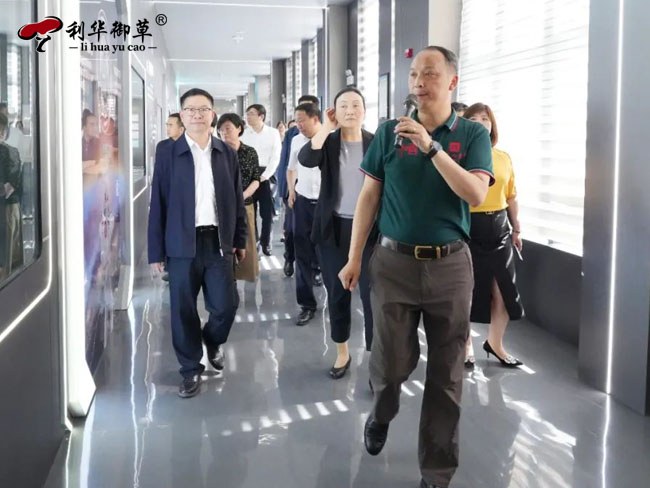 陜西安康政協(xié)蒞臨芝人堂調(diào)研中醫(yī)藥發(fā)展